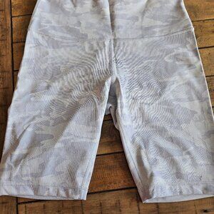 Lululemon Wunder Under Short 10"